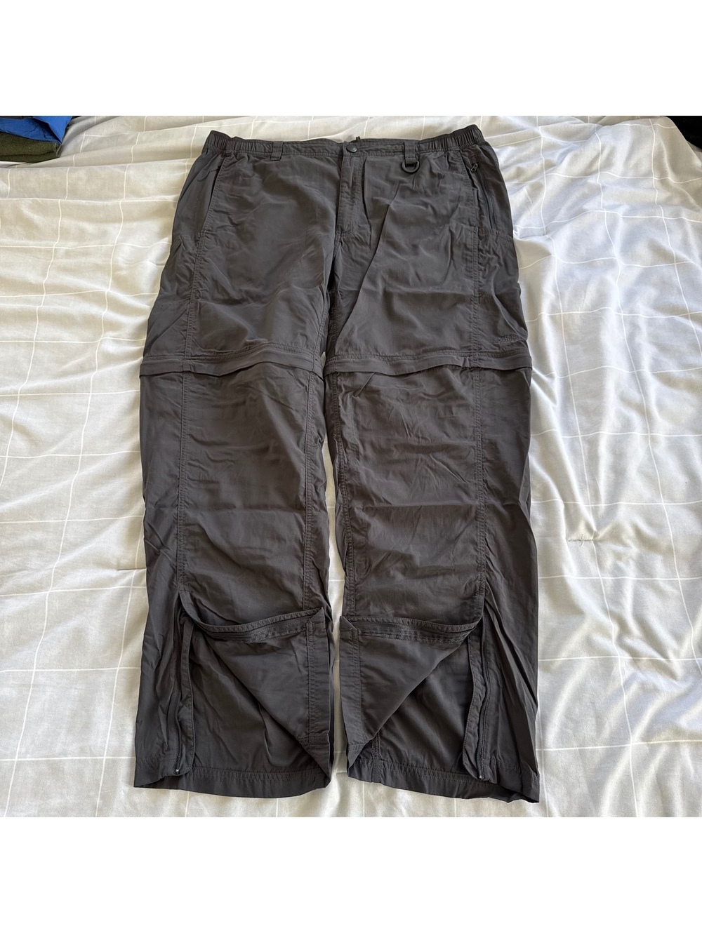 The North Face black Convertible Zip Off Outdoors Hiking Cargo Pants size 2XL